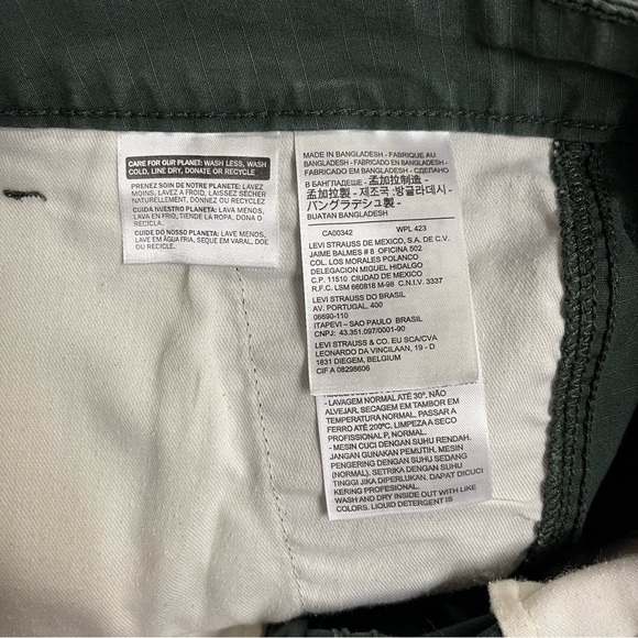 Levi's Cargo Shorts Men's Size 36 Racing Green True Chino Carrier Cotton Ripstop - Picture 9 of 11